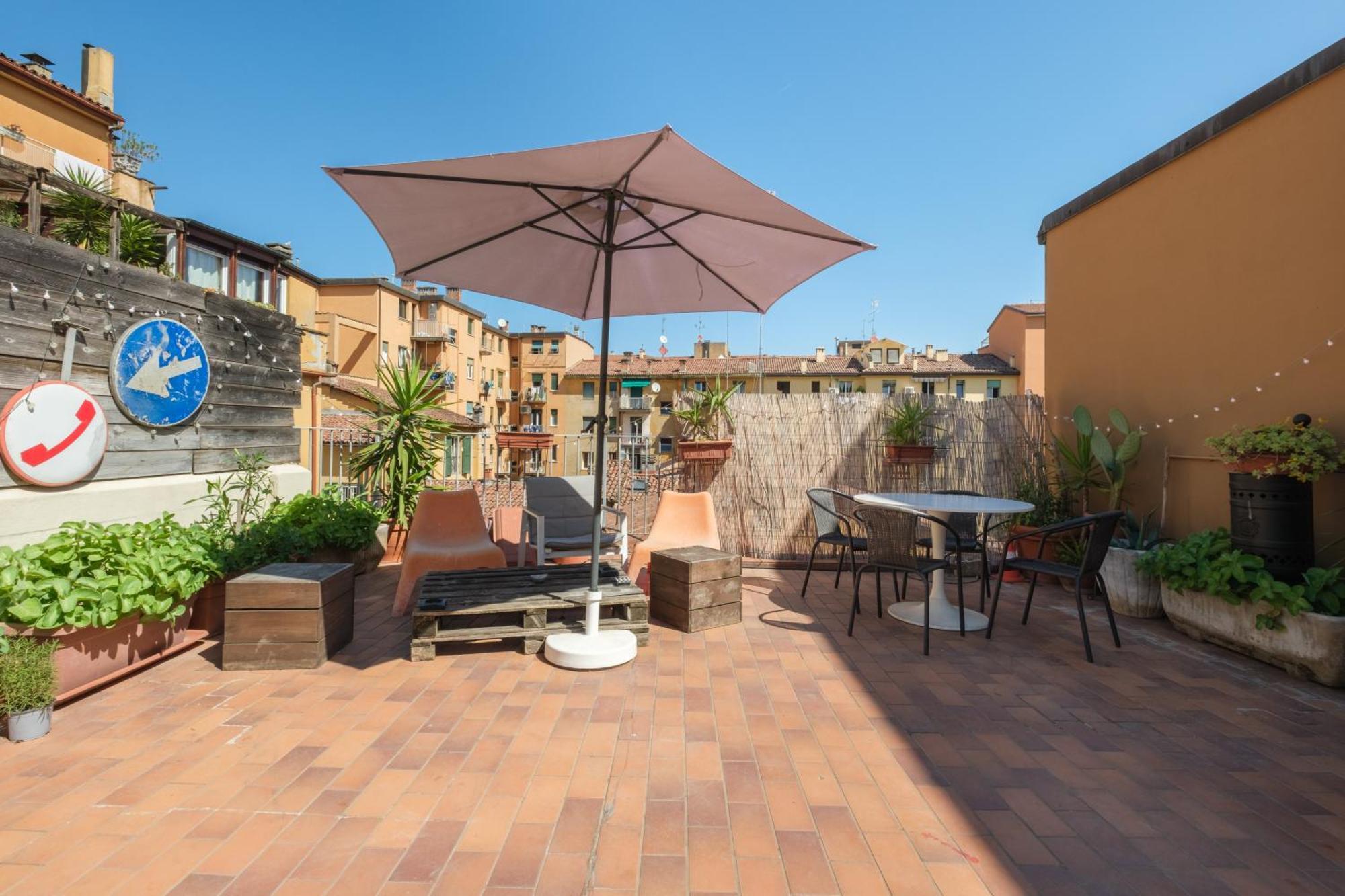 Ostello Umile Bologna Bagian luar foto